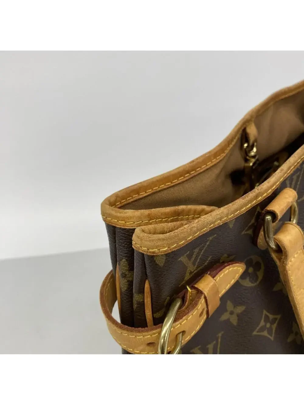 Louis Vuitton Batignolles Handbag #309617L79B